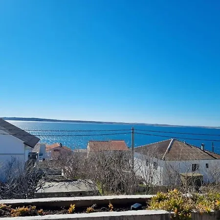 Kyra Сasa de vacaciones Rtina