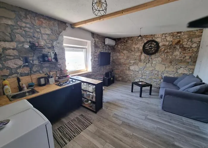 Kyra Casa vacanze Rtina